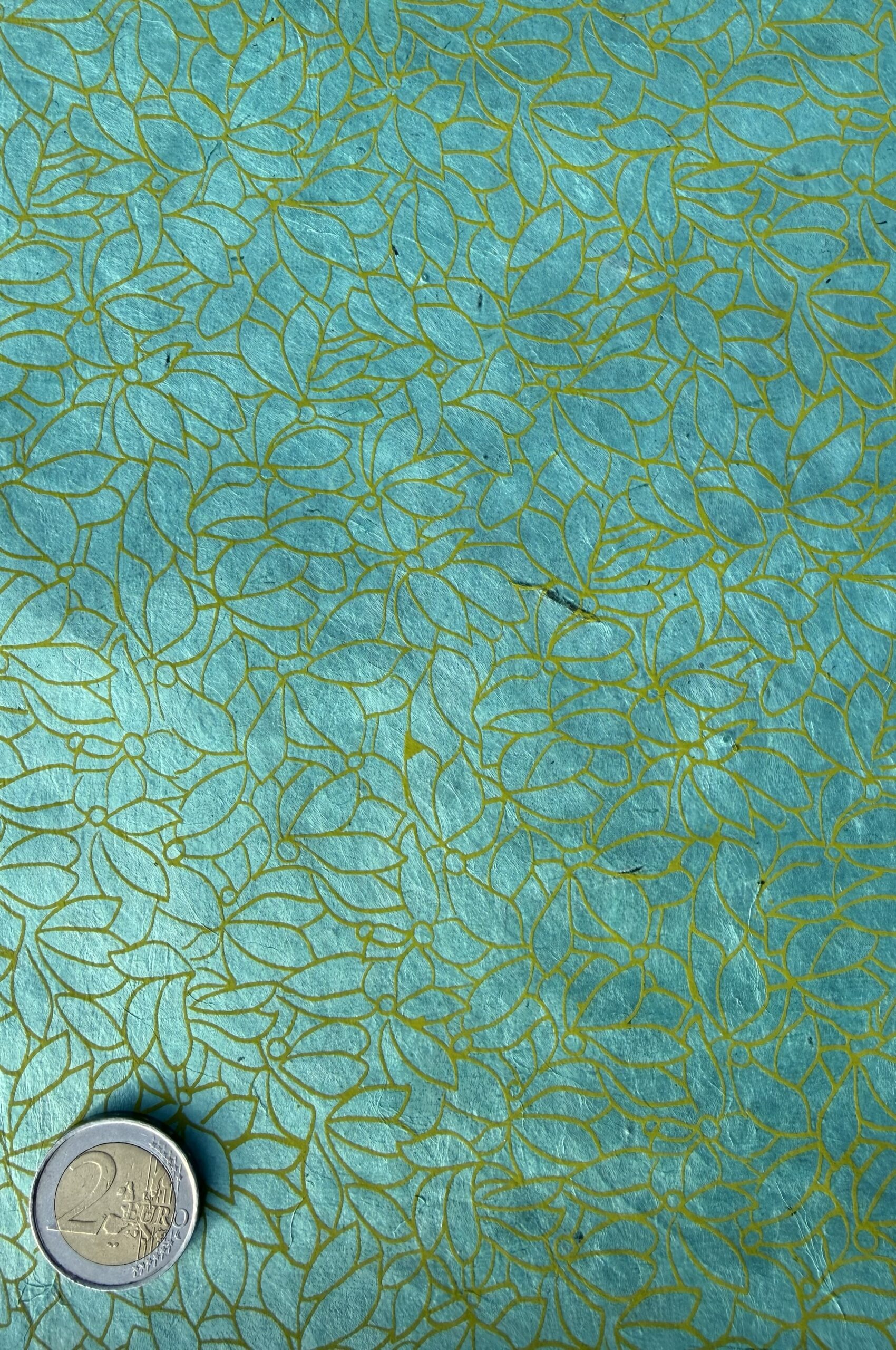 Loktapapier Blütenmuster grün auf blaugrün ca. 50 x 75cm – Bild 2
