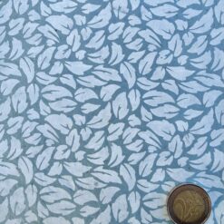 Alternative view of Loktapapier Blättchen weiß auf mildem blau ca. 50 x 75cm