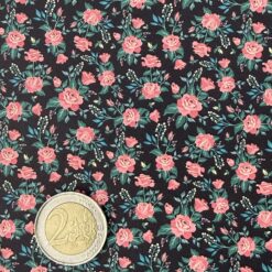 Alternative view of Little Roses, rosa Röschen auf dunklem Hintergrund 50x70